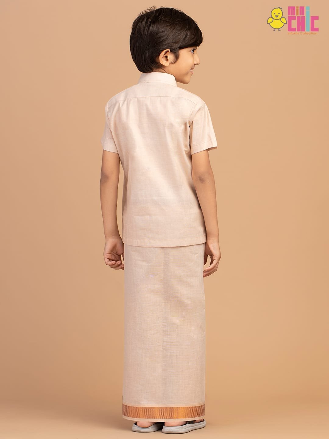 Untitled-2_0029_020A5723_0048_020A1373_0016_020A2081_0014_020A4080_0000_020A9925_0050_020A2708